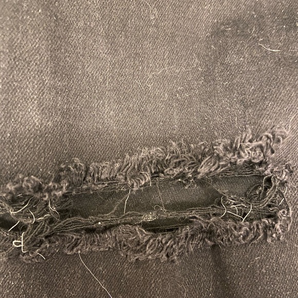 American Eagle Ripped Jegging - Picture 2 of 5